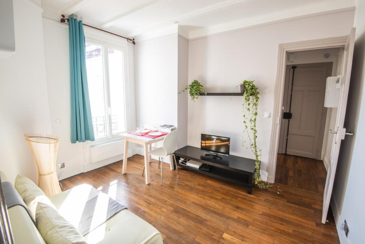 70 Wallace Apartment Puteaux Luaran gambar