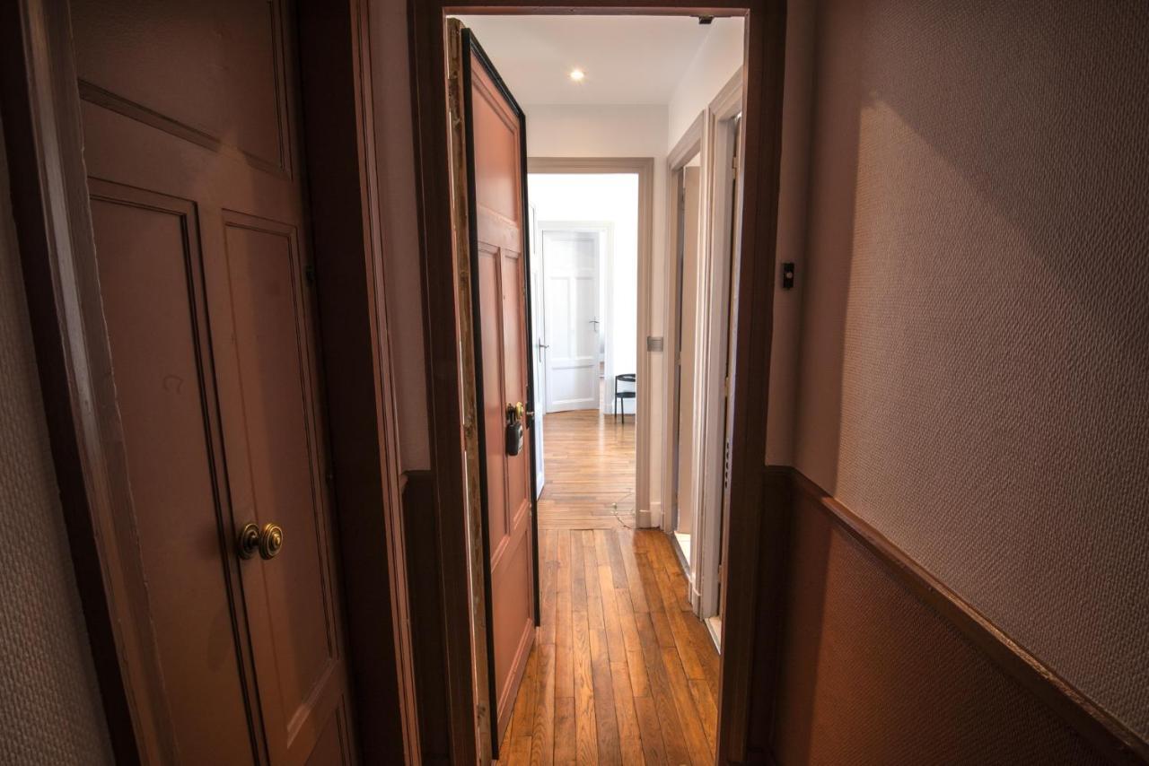 70 Wallace Apartment Puteaux Luaran gambar